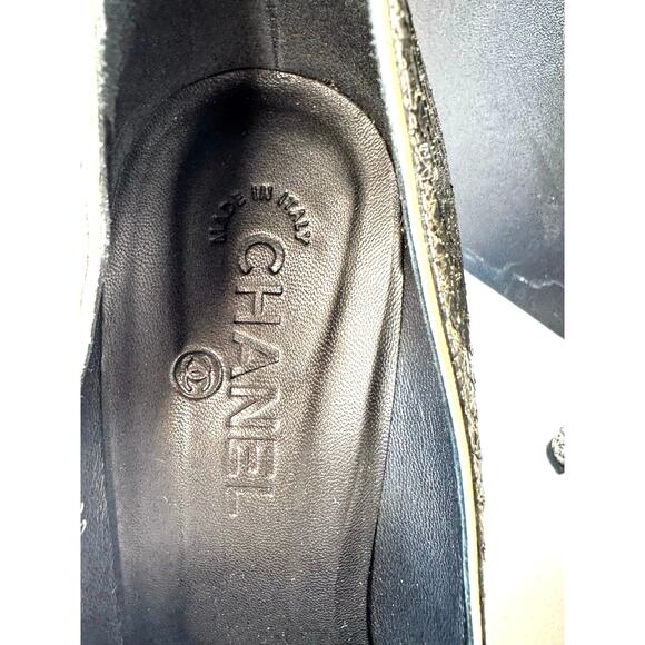 Chanel Silver Metallic Textured Leather Peep Toe Pumps Heels Size 38.5 - Picture 5 of 11